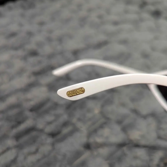 Stylish Tom Ford Joanna Sunglasses main image 4